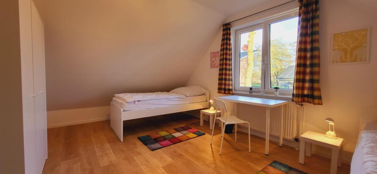 Idyllisches Ferienhaus Naehe Meyer Werft Papenburg Εξωτερικό φωτογραφία